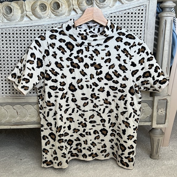 Field Flower from Anthropologie Animal Print Short Sleeve Sweater Medium - Picture 6 of 9